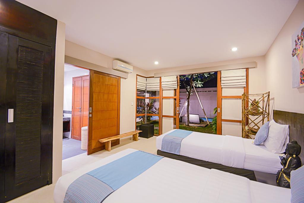 Samana Villas Legian  Exterior photo