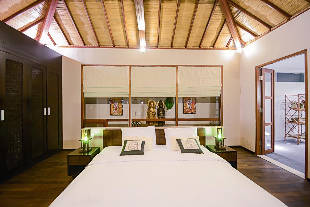 Samana Villas Legian  Exterior photo