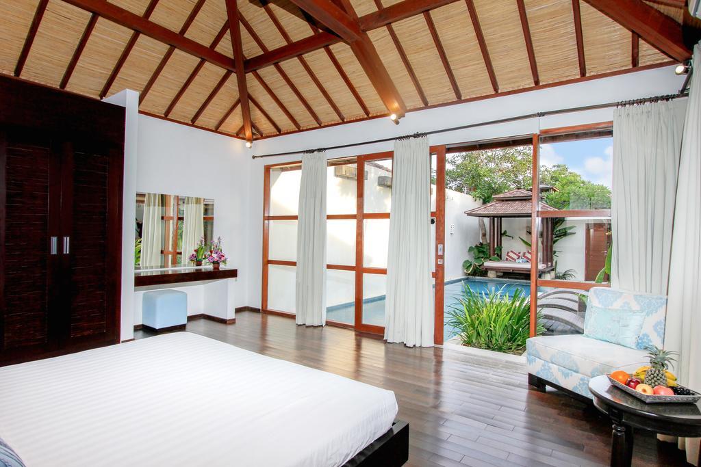 Samana Villas Legian  Exterior photo