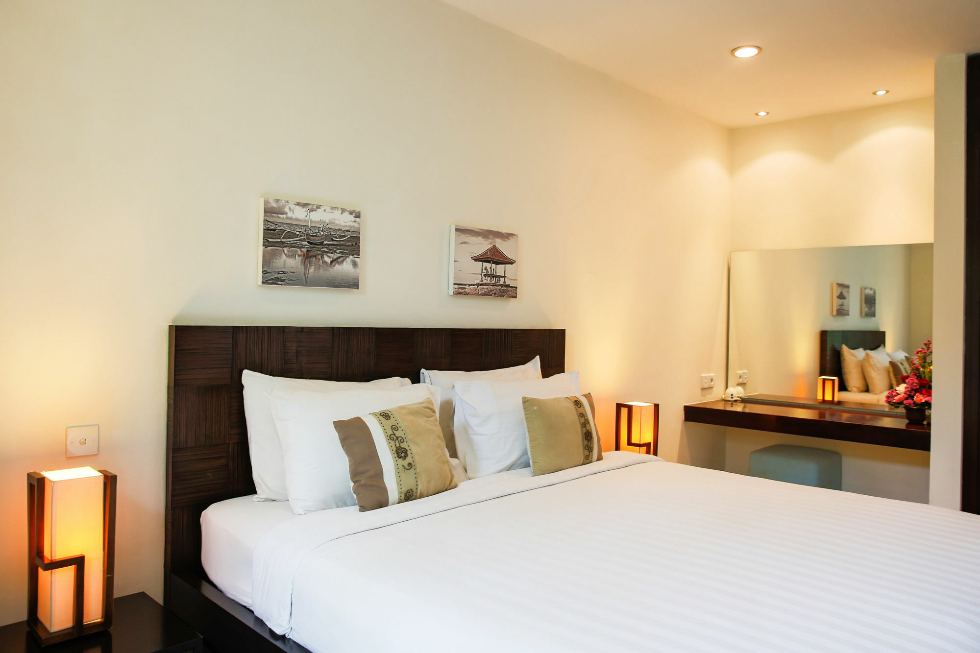 Samana Villas Legian  Exterior photo