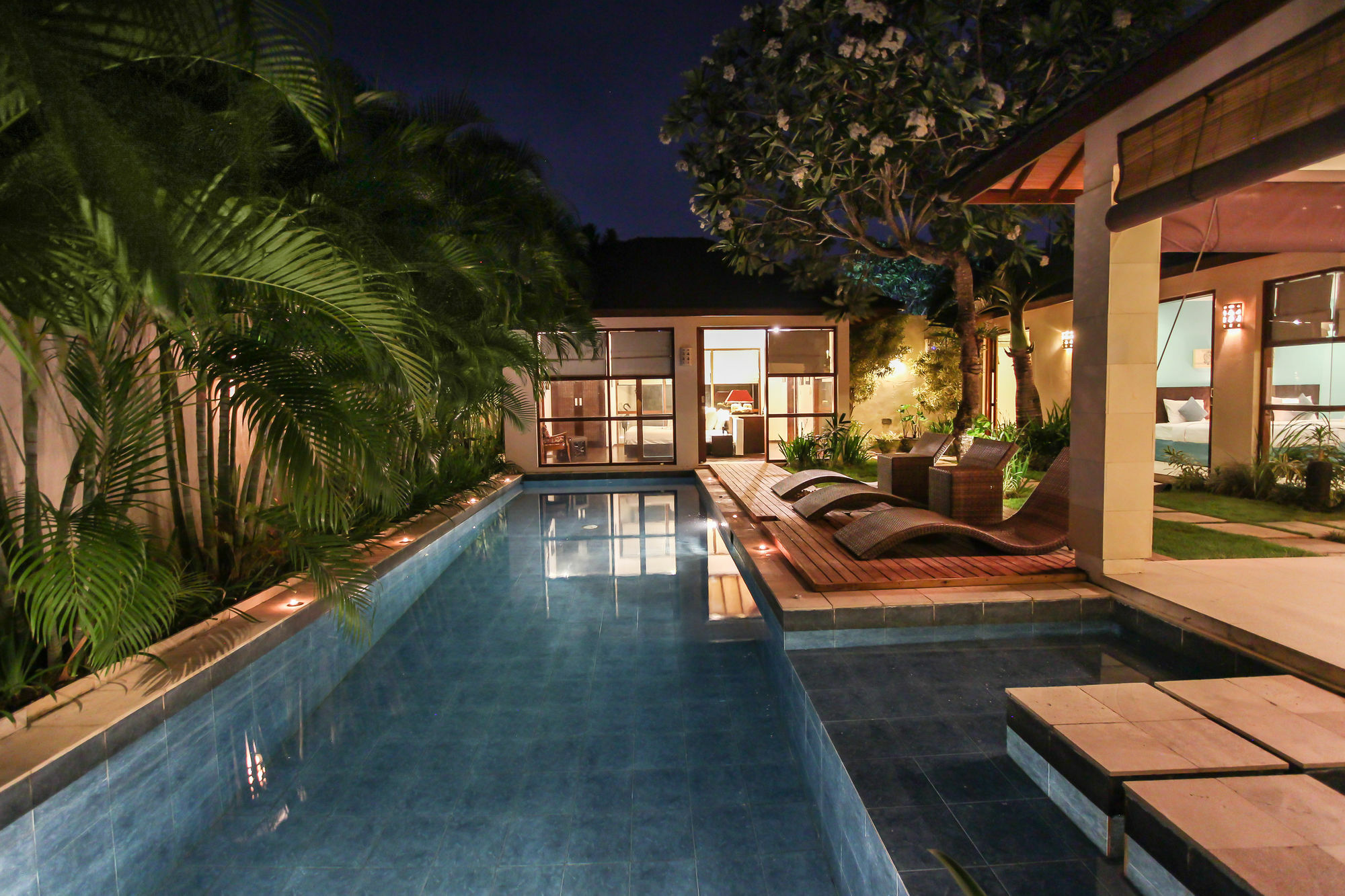Samana Villas Legian  Exterior photo