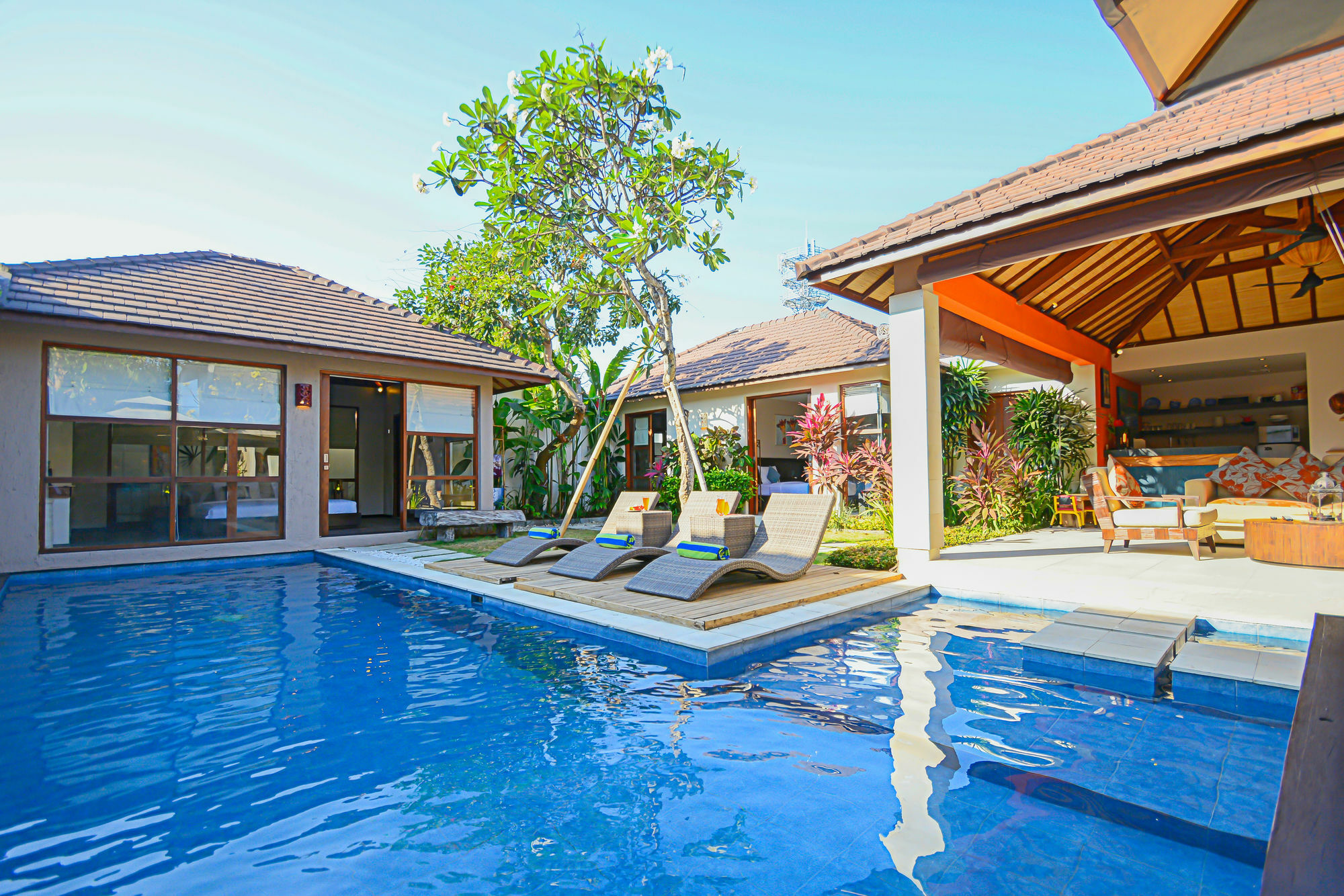 Samana Villas Legian  Exterior photo